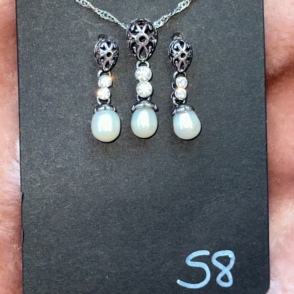 High-quality fashion jewelry